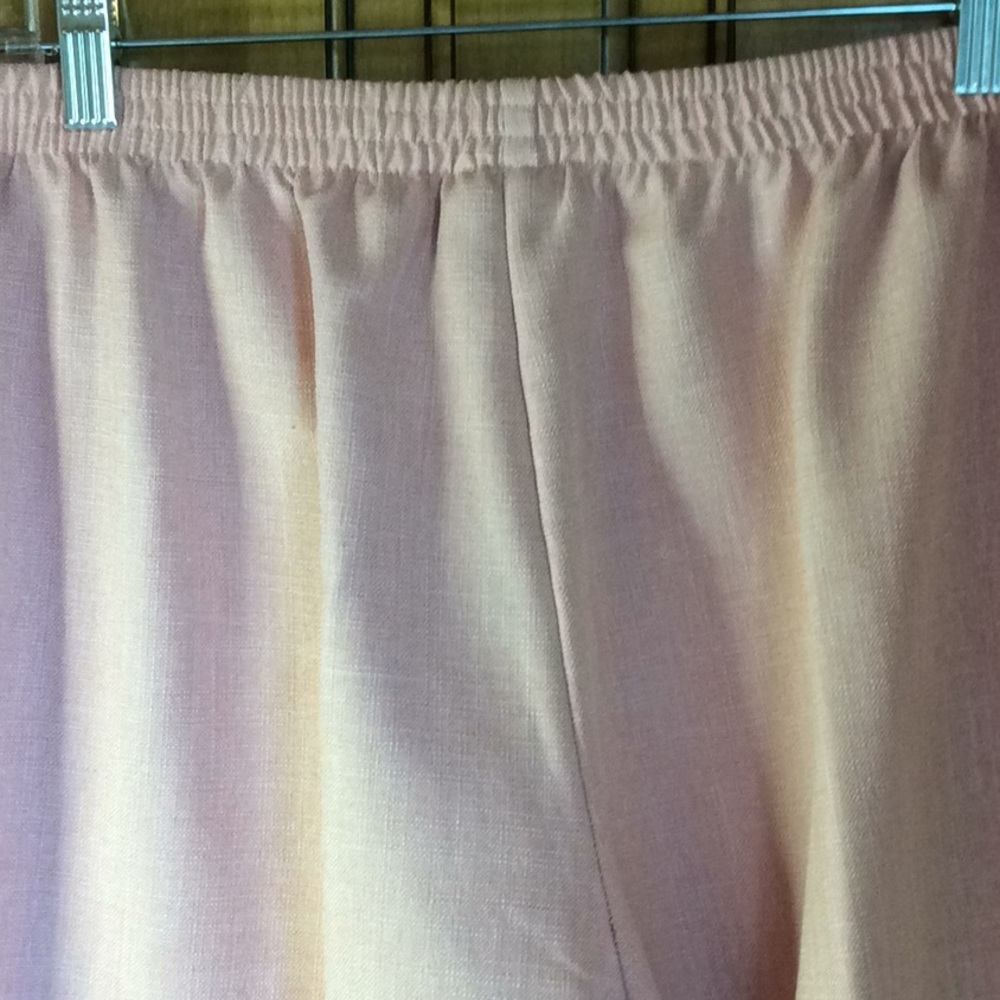 FINAL SALE PRICE Alfred Dunner 2 Pc. Pantsuit in 16 / XL - Picture 10 of 11
